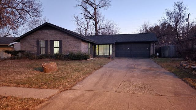 1620 W Northgate Drive, Irving, TX 75062