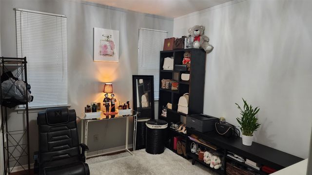 1620 W Northgate Drive, Irving, TX 75062