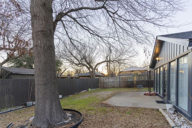 1620 W Northgate Drive, Irving, TX 75062