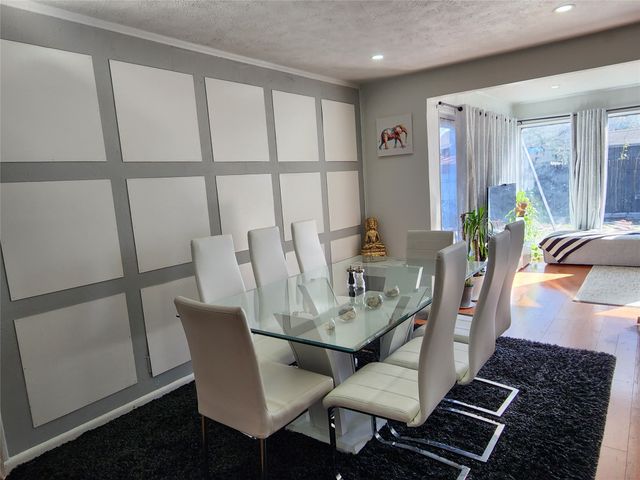 1620 W Northgate Drive, Irving, TX 75062