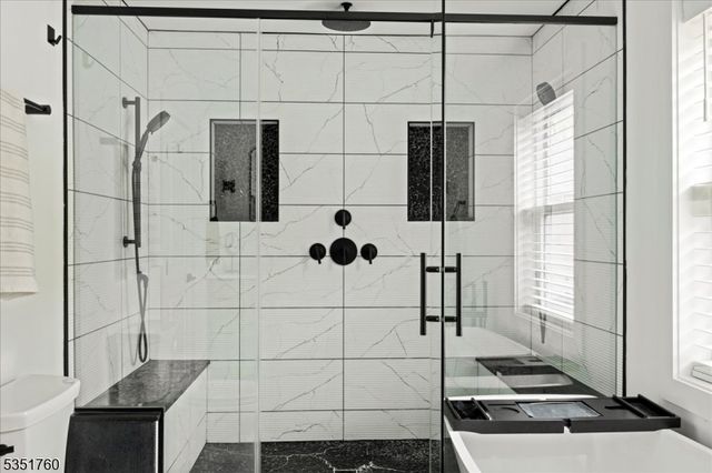 79 Wilson St, Lambertville City, NJ 08530