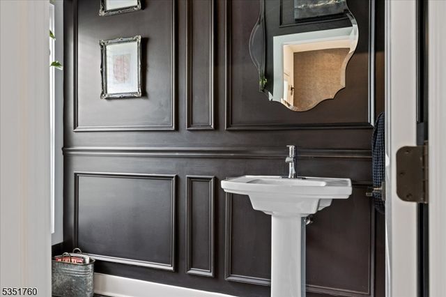 79 Wilson St, Lambertville City, NJ 08530