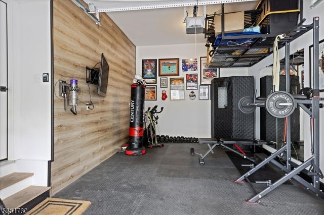 79 Wilson St, Lambertville City, NJ 08530