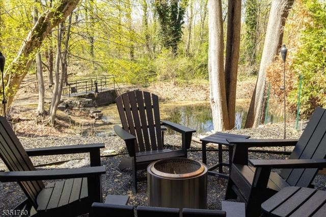 79 Wilson St, Lambertville City, NJ 08530