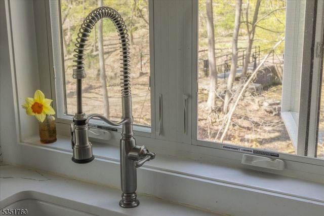 79 Wilson St, Lambertville City, NJ 08530