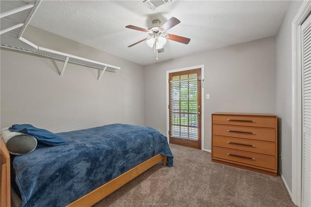 8711 Bent Tree Drive, College Station, TX 77845