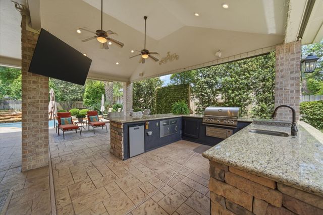 1310 Regal Green Court, Houston, TX 77345