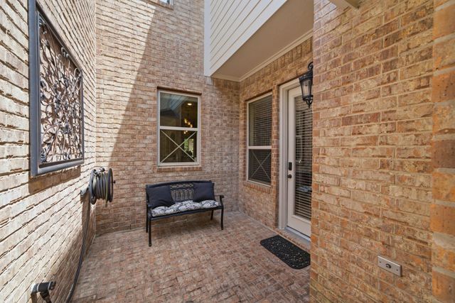 1310 Regal Green Court, Houston, TX 77345