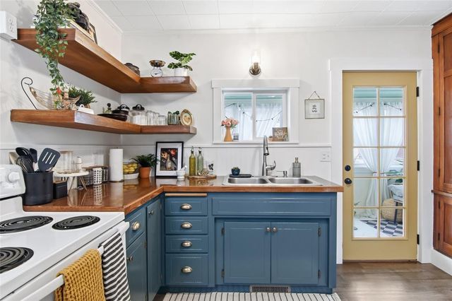 1115 Birch Street, Eau Claire, WI 54703