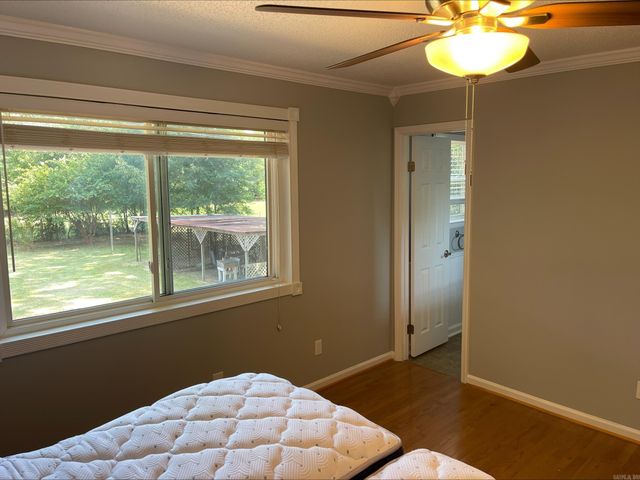 3905 Sioux Trl, Jacksonville, AR 72076