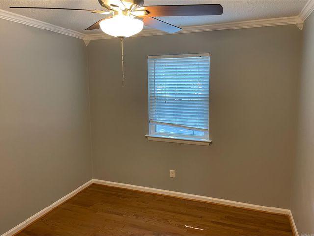 3905 Sioux Trl, Jacksonville, AR 72076