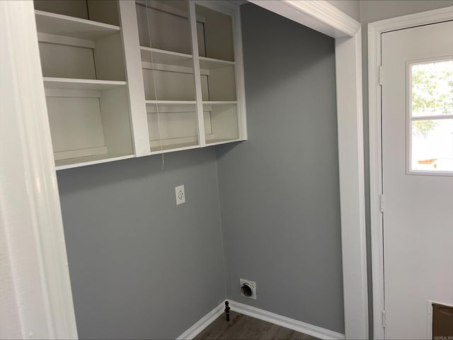 3905 Sioux Trl, Jacksonville, AR 72076