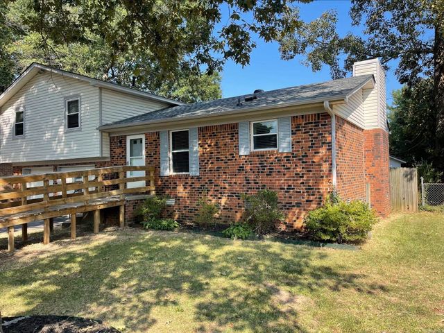 3905 Sioux Trl, Jacksonville, AR 72076