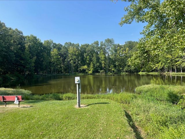 3905 Sioux Trl, Jacksonville, AR 72076