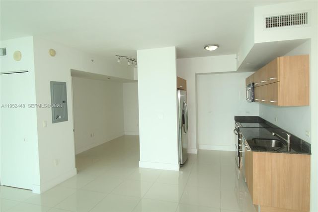 350 S Miami Ave 3615, Miami, FL 33130