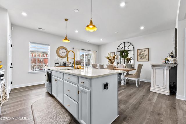 62 American Way, Cliffwood, NJ 07721