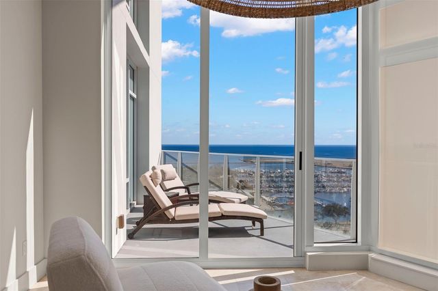 175 1ST STREET S 1506, St Petersburg, FL 33701