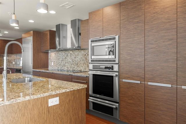 175 1ST STREET S 1506, St Petersburg, FL 33701