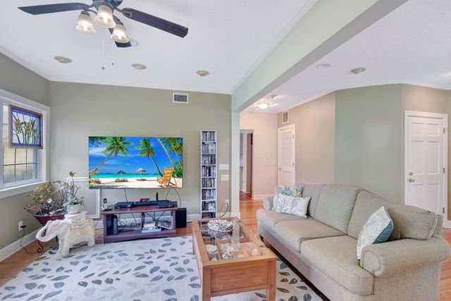 118 Mackqueen Drive, Brunswick, GA 31525