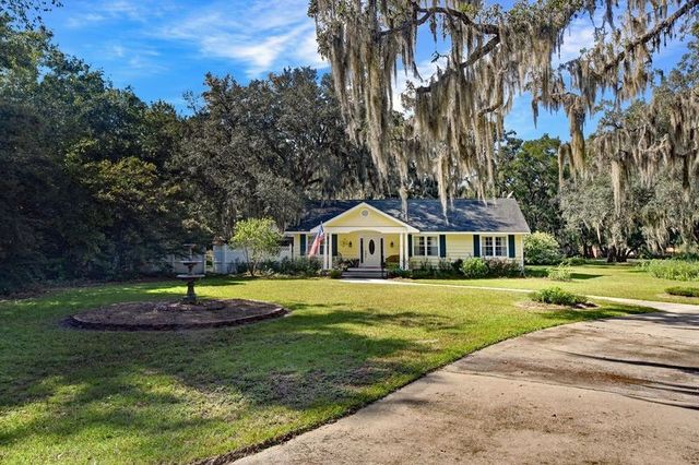 118 Mackqueen Drive, Brunswick, GA 31525