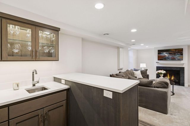 3316 France Avenue S, Saint Louis Park, MN 55416