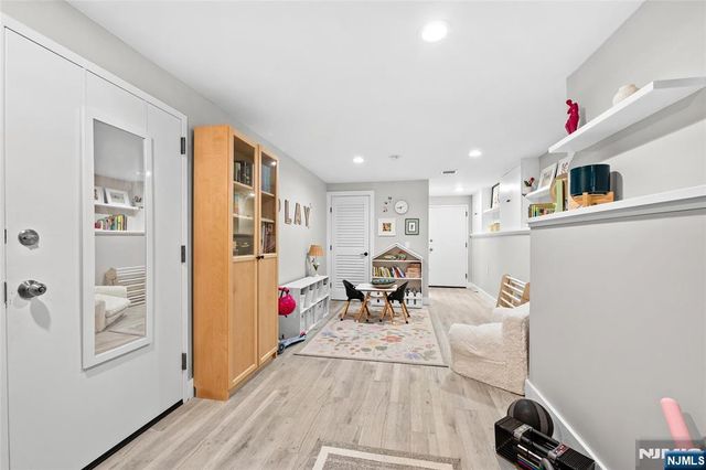 289 Webster Avenue 1a, Jersey City, NJ 07307