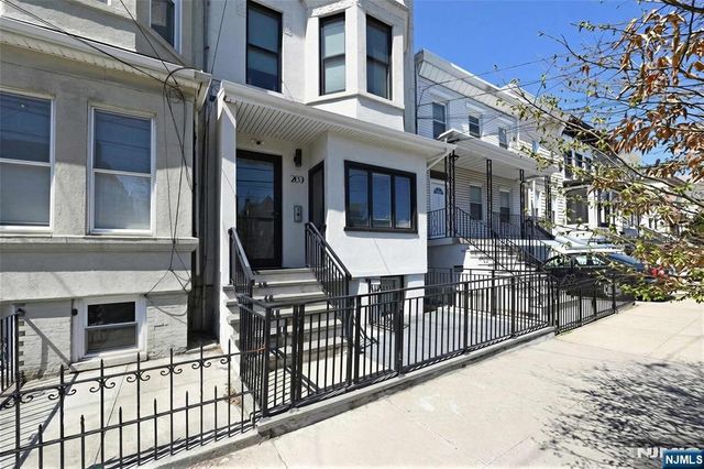 289 Webster Avenue 1a, Jersey City, NJ 07307