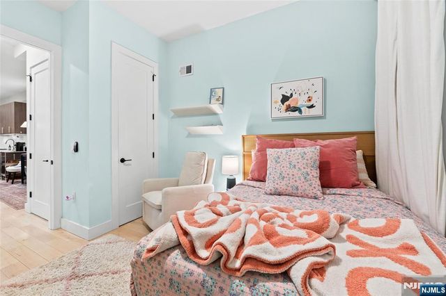 289 Webster Avenue 1a, Jersey City, NJ 07307