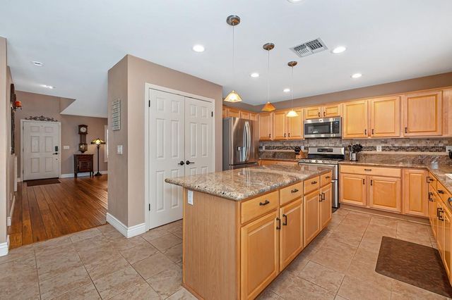 5012 E Sagan Ct, Cameron Park, CA 95682