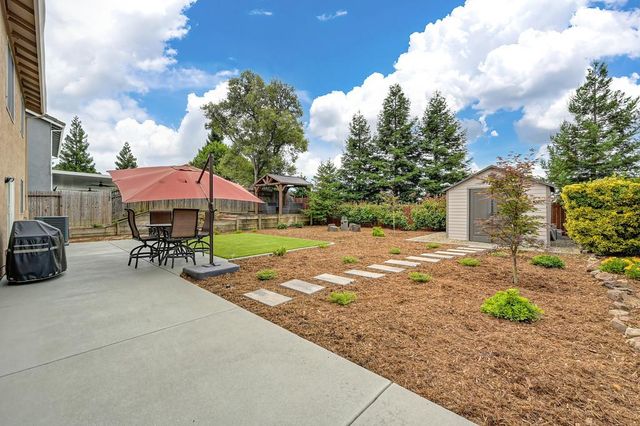 5012 E Sagan Ct, Cameron Park, CA 95682