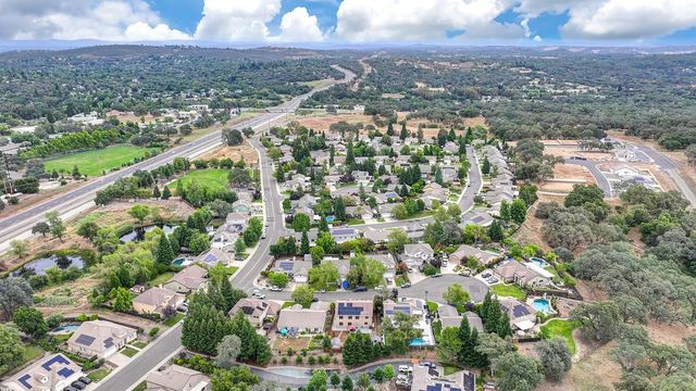 5012 E Sagan Ct, Cameron Park, CA 95682