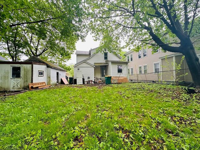 28 Angell St, Mansfield, MA 02048