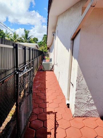 3124 SW 63rd Ave, Miami, FL 33155