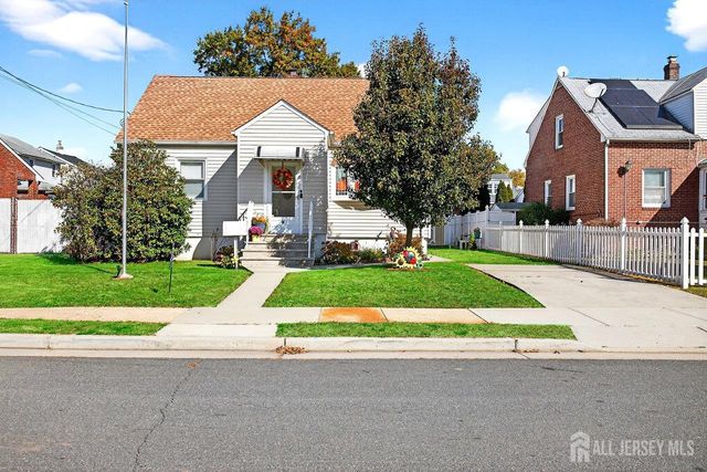 6 Elmwood Avenue, Carteret, NJ 07008