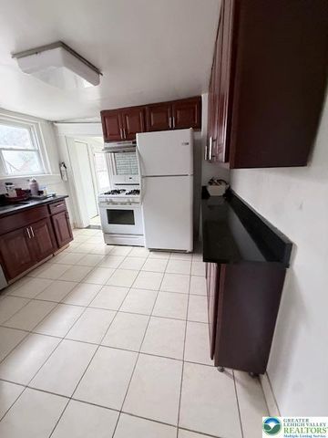 944 West walnut, Allentown City, PA 18102