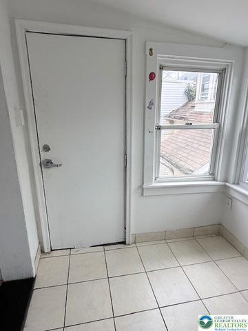 944 West walnut, Allentown City, PA 18102