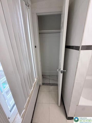 944 West walnut, Allentown City, PA 18102