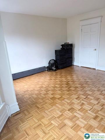 944 West walnut, Allentown City, PA 18102