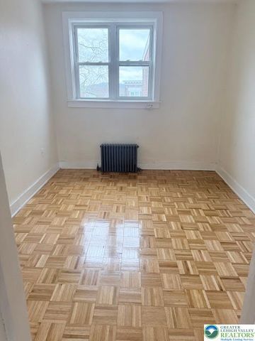 944 West walnut, Allentown City, PA 18102