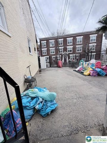 944 West walnut, Allentown City, PA 18102