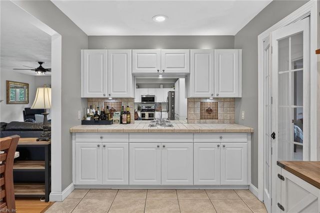 917 Baillio DR, Virginia Beach, VA 23454