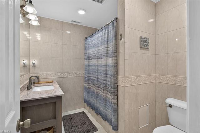 917 Baillio DR, Virginia Beach, VA 23454