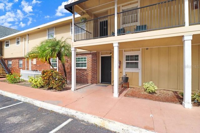 200 COUNTRY CLUB DRIVE 505, Largo, FL 33771