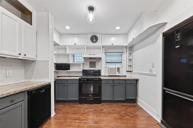 5618 Belmark Street, Houston, TX 77033