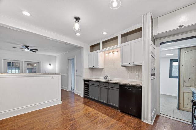 5618 Belmark Street, Houston, TX 77033