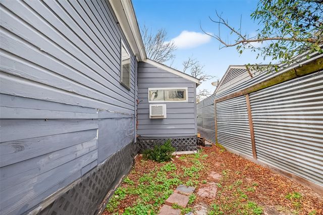 5618 Belmark Street, Houston, TX 77033