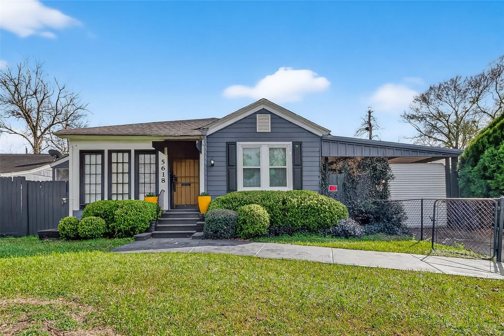 5618 Belmark Street, Houston, TX 77033