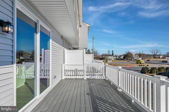 13 OASIS AVE, Ranson, WV 25438