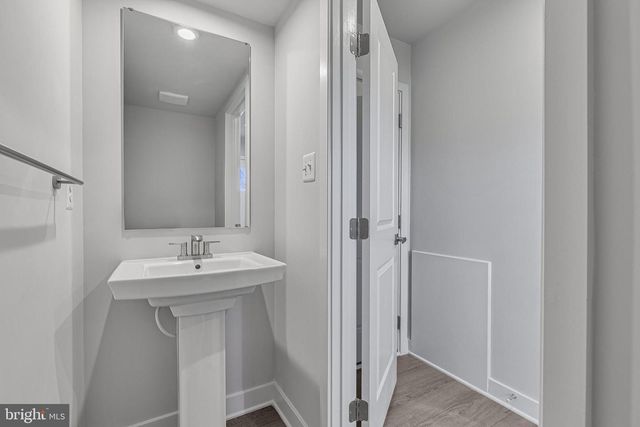 13 OASIS AVE, Ranson, WV 25438