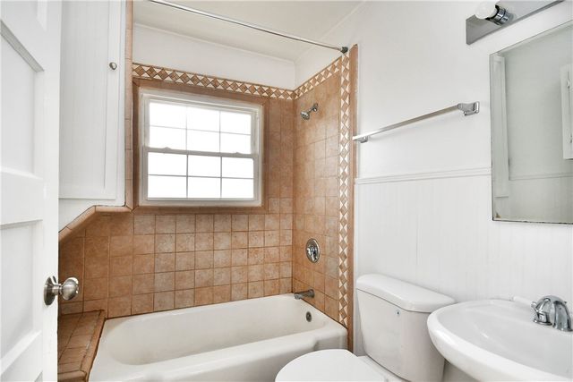 210 Walnut Hill Drive, Easley, SC 29642